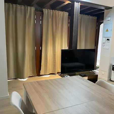 T2 En Centro Apartment Toledo